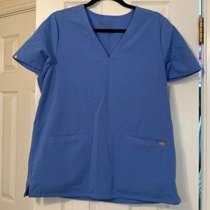 Figs 3 pocket scrub top size L seal blue
